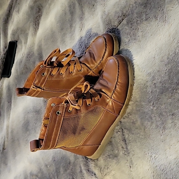 Zip up boots - Picture 1 of 4